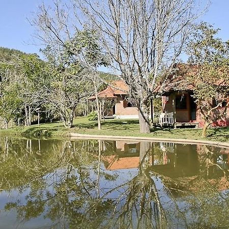Pousada Dos Girassois Cunha Bagian luar foto