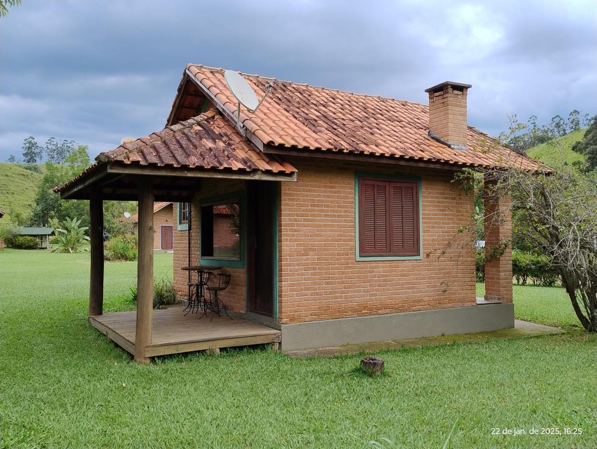 Pousada Dos Girassois Cunha Bagian luar foto